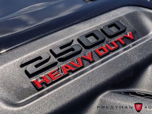 Used 2026 RAM 2500 Limited AWD/4WD image 8