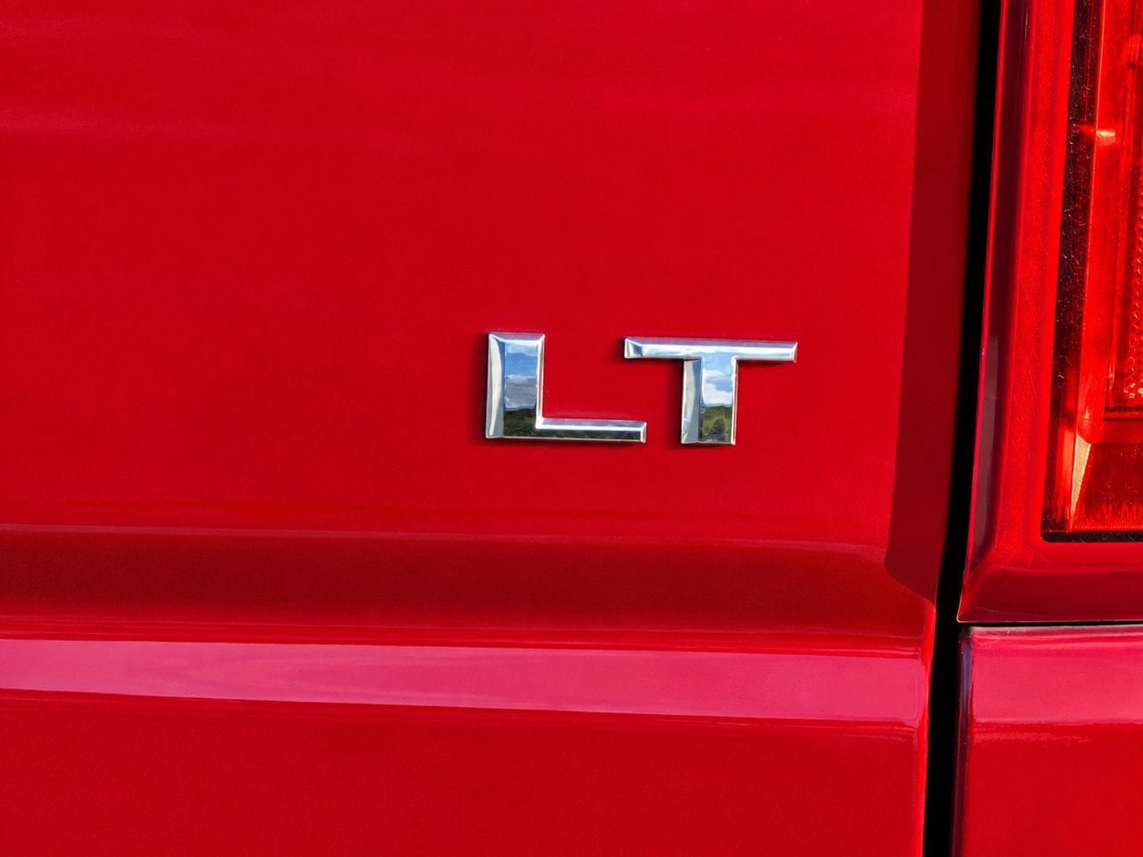 Certified 2023 Chevrolet Silverado 1500 LT Trail Boss w/ Convenience Package II AWD/4WD image 10