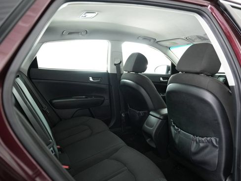 Used 2017 Kia Optima LX w/ Driver Convenience Package FWD image 40