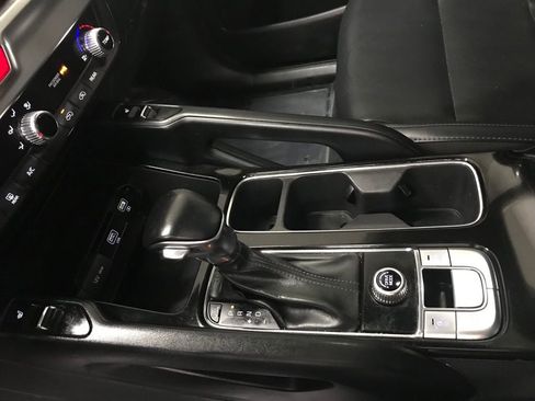 Used 2020 Kia Telluride S w/ S 8 Passenger Seating Package image 22