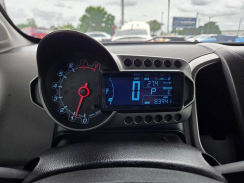 Used 2016 Chevrolet Sonic LT FWD image 13