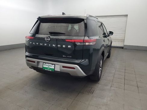Used 2022 Nissan Pathfinder SL AWD/4WD image 7