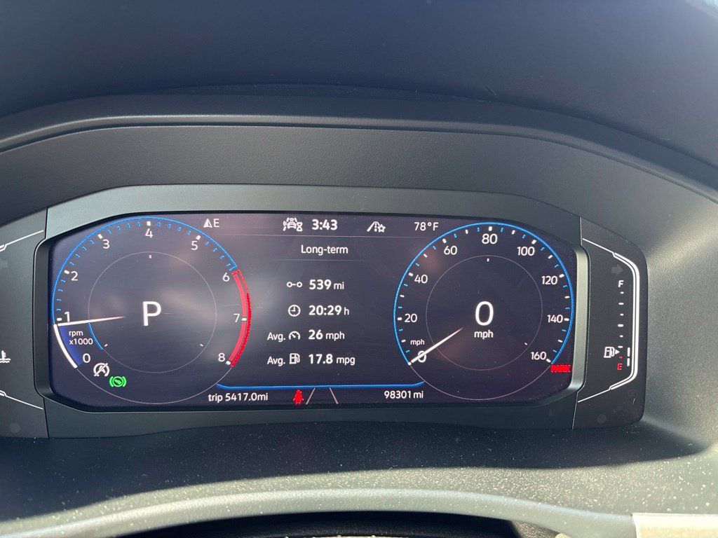 Used 2021 Volkswagen Atlas SEL AWD/4WD image 14