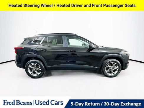 Used 2025 Chevrolet Trax LT w/ Driver Confidence Package FWD image 13