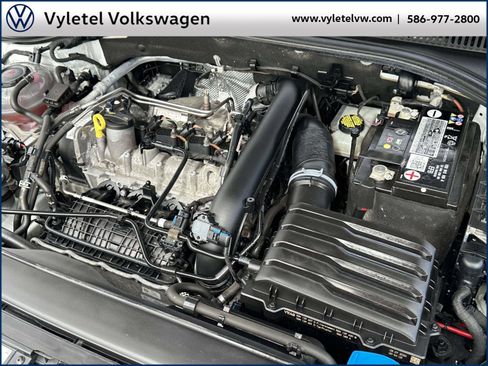 Used 2020 Volkswagen Jetta SE w/ SE Cold Weather Package image 8