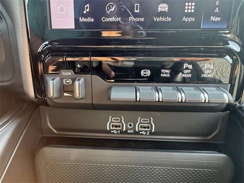 New 2025 RAM 2500 Big Horn image 34