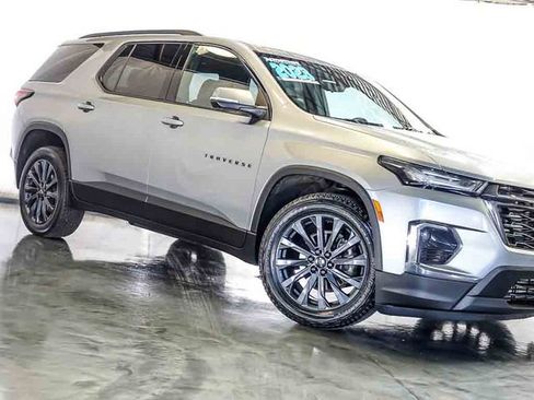 Used 2023 Chevrolet Traverse RS AWD/4WD image 5
