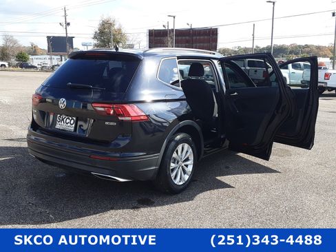 Used 2020 Volkswagen Tiguan S w/ 3rd Row Seat Package image 33