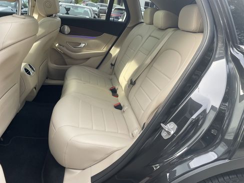 Certified 2020 Mercedes-Benz GLC 300 image 41