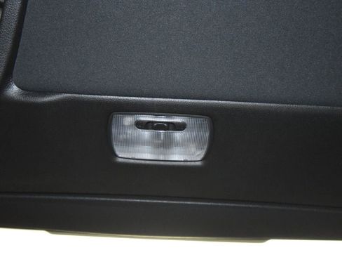 Used 2022 Honda Pilot Sport image 37