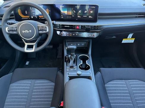 New 2026 Kia K5 LXS image 16