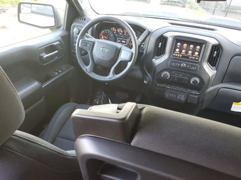 New 2026 Chevrolet Silverado 1500 Custom Trail Boss w/ LPO, Dark Essentials Package image 11