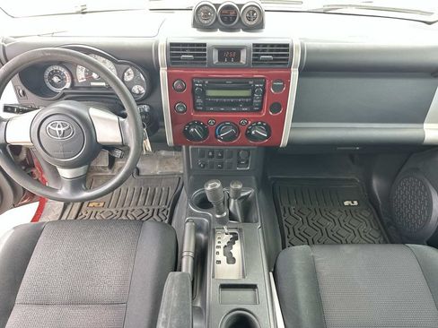 Used 2008 Toyota FJ Cruiser 4WD image 13
