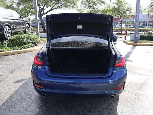 Used 2022 BMW 330i Sedan w/ Driving Assistance Package image 15