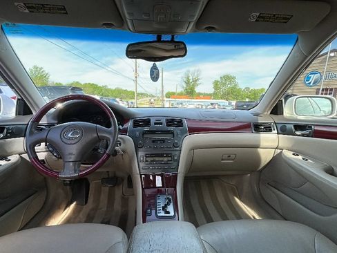 Used 2002 Lexus ES 330 FWD image 31