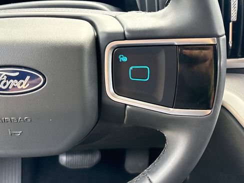 Used 2025 Ford Expedition Max Active RWD image 20