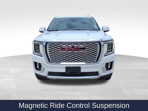 Used 2023 GMC Yukon Denali RWD image 2