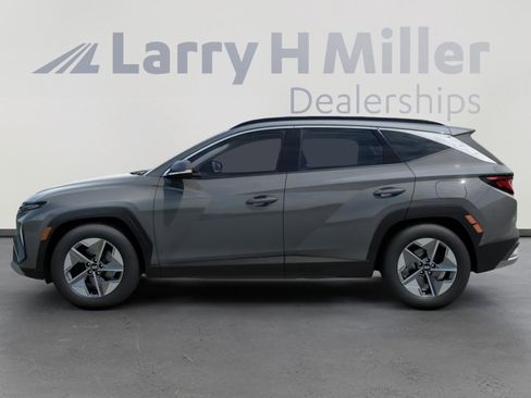 New 2026 Hyundai Tucson SEL FWD image 3