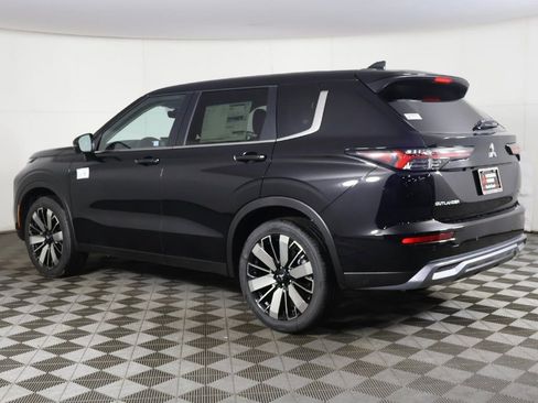 New 2026 Mitsubishi Outlander SE FWD image 9