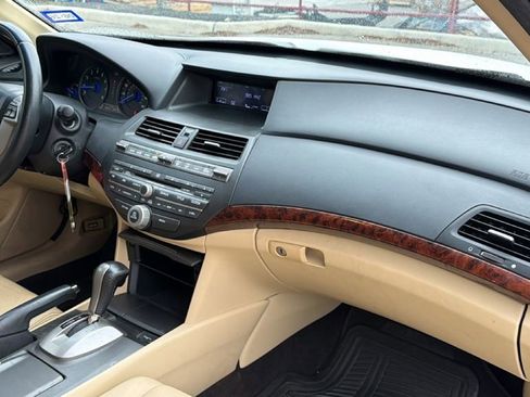 Used 2011 Honda Crosstour EX-L image 40