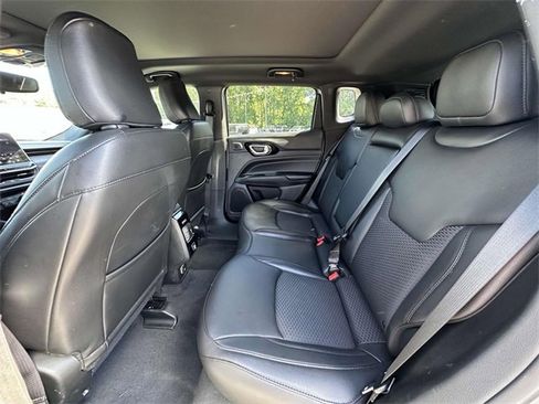 Used 2022 Jeep Compass Altitude w/ Sun and Sound Group image 15