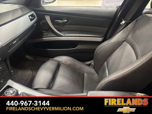 Used 2009 BMW 335i xDrive Sedan image 10