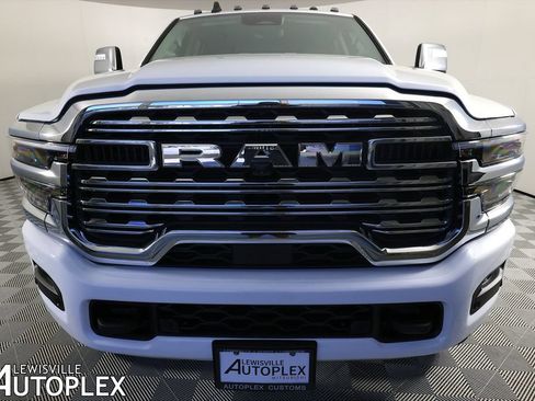 Used 2026 RAM 3500 Longhorn AWD/4WD image 2