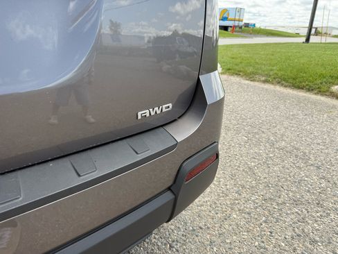 Used 2011 GMC Terrain SLT image 10