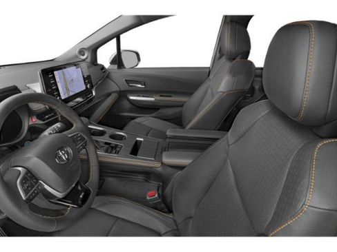 Certified 2023 Toyota Sienna XLE Woodland Edition AWD/4WD image 9