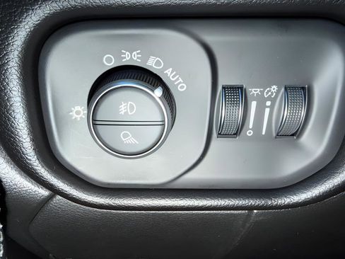 Used 2026 RAM 2500 Laramie image 25