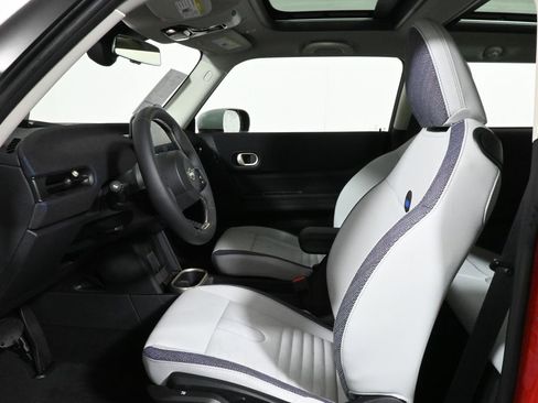 Used 2025 MINI Cooper S image 3