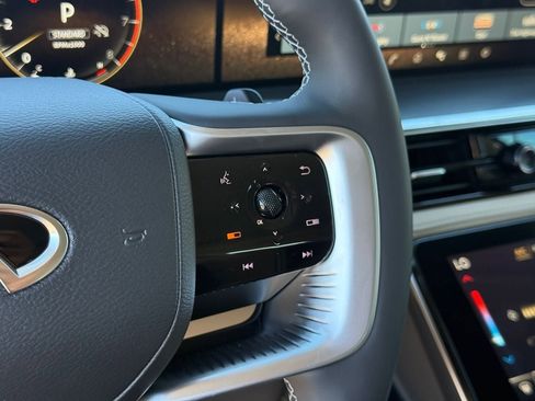 New 2026 INFINITI QX80 Pure image 17