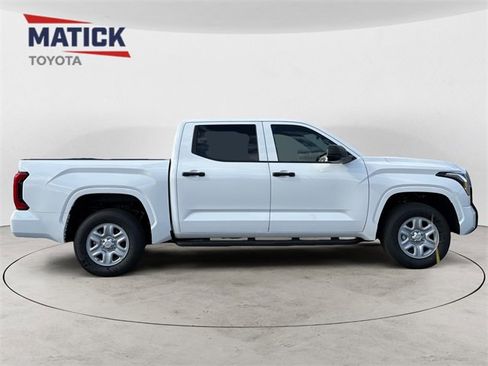 New 2026 Toyota Tundra SR image 8