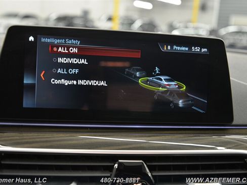 Used 2018 BMW 530e RWD image 37