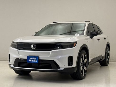 Certified 2025 Honda Prologue Elite image 2