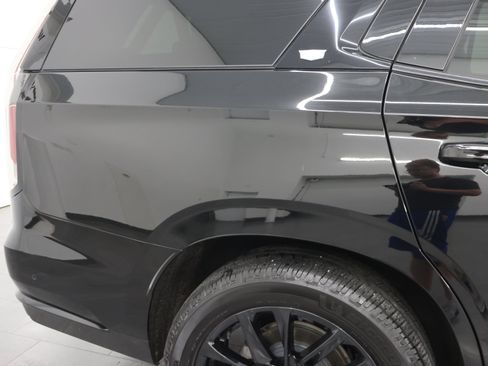 Used 2021 Cadillac Escalade Sport Platinum AWD/4WD image 42