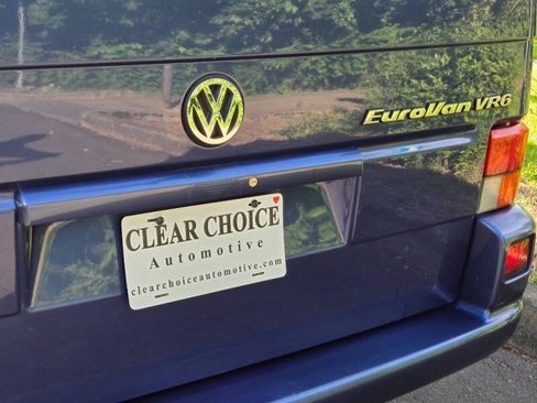 Used 1999 Volkswagen Eurovan MV FWD image 23