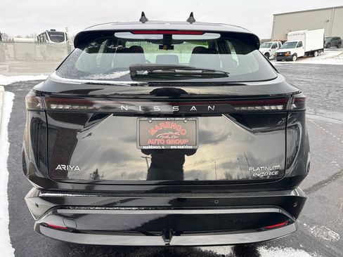 Used 2023 Nissan Ariya image 4