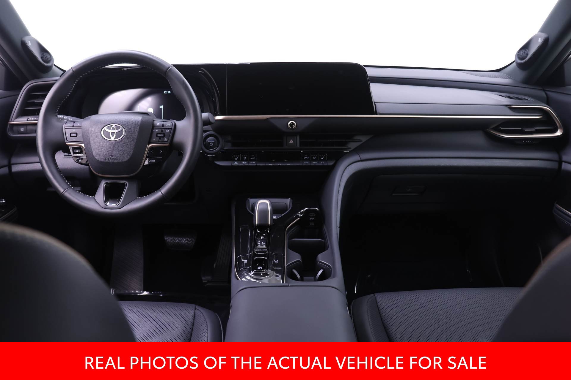 Certified 2026 Toyota Crown Platinum AWD/4WD image 5