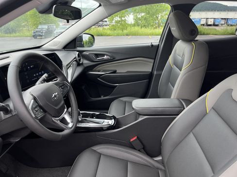 New 2026 Chevrolet Trax ACTIV w/ Driver Confidence Package FWD image 35