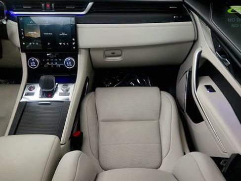 Used 2025 Jaguar F-PACE R-Dynamic S AWD/4WD image 52