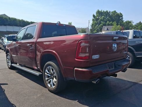 Used 2022 RAM 1500 Limited w/ Body Color Bumper Group AWD/4WD image 3