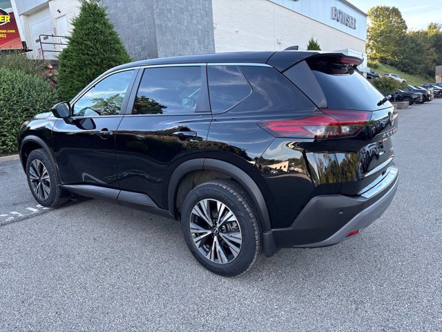 Certified 2023 Nissan Rogue SV AWD/4WD image 3