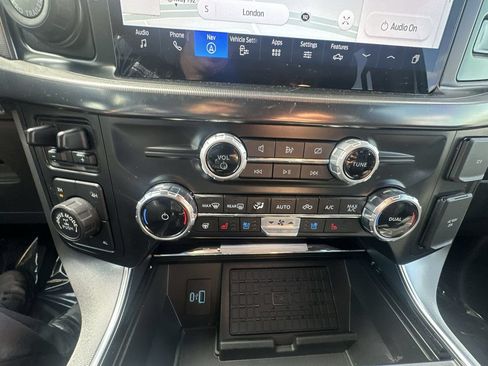 Used 2024 Ford F150 Platinum w/ FX4 Off-Road Package AWD/4WD image 25
