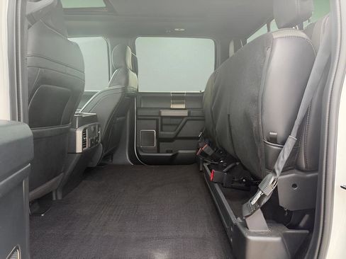 Used 2019 Ford F150 Raptor w/ Equipment Group 802A Luxury image 9