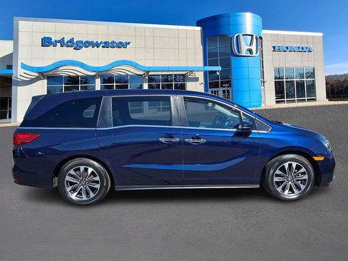 Used 2023 Honda Odyssey EX-L image 7
