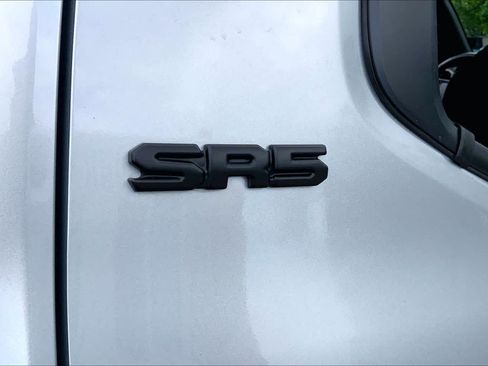 Used 2025 Toyota Tacoma SR5 image 10