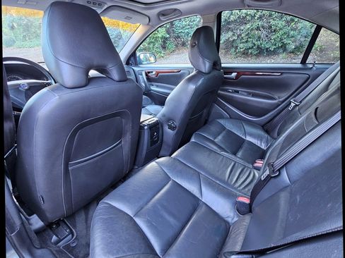 Used 2005 Volvo S60 2.5T image 21