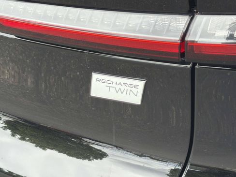 Certified 2023 Volvo C40 P8 Recharge Plus w/ Protection Package Premier AWD/4WD image 29