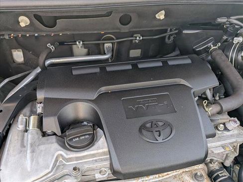 Used 2013 Toyota RAV4 LE FWD image 27